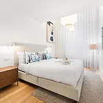 아파트 Unique Luxury And Quiet In Location *
